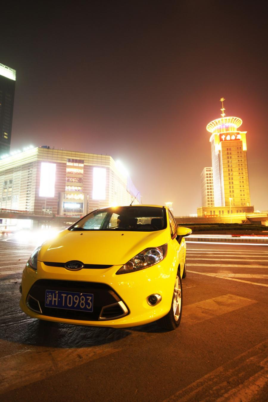  Ford Fiesta Zetec S 2009 года  (фото 22 из 38)